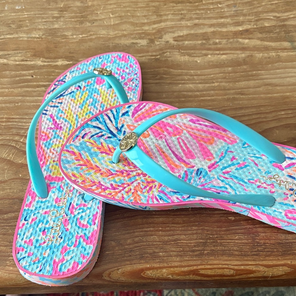 Lilly Pulitzer Vibrant Pink and Blue Sandals 7/8
